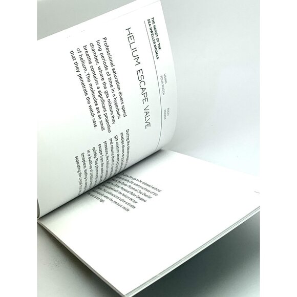 Authentic Rolex Oyster Perpetual Sea-Dweller Deepsea 2022 Green Booklet Manual - Picture 7 of 16